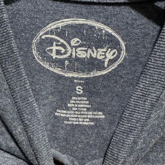 Disney I'm With Goofy Graphic Tee Size Small - Picture 4 of 5